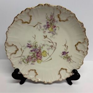 Elegant Floral Porcelain Plate with Gold Accents